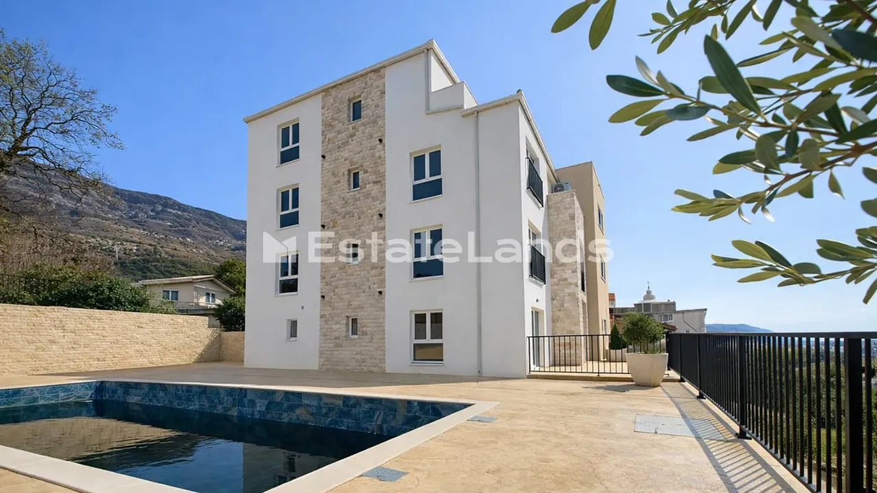 Sale, one bedroom apartment, 55m², Sutomore, Bar