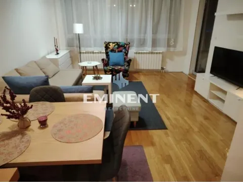 Rent, two bedroom apartment, 46m², Kalenić Pijaca, Vračar Sve Podlokacije - image 2