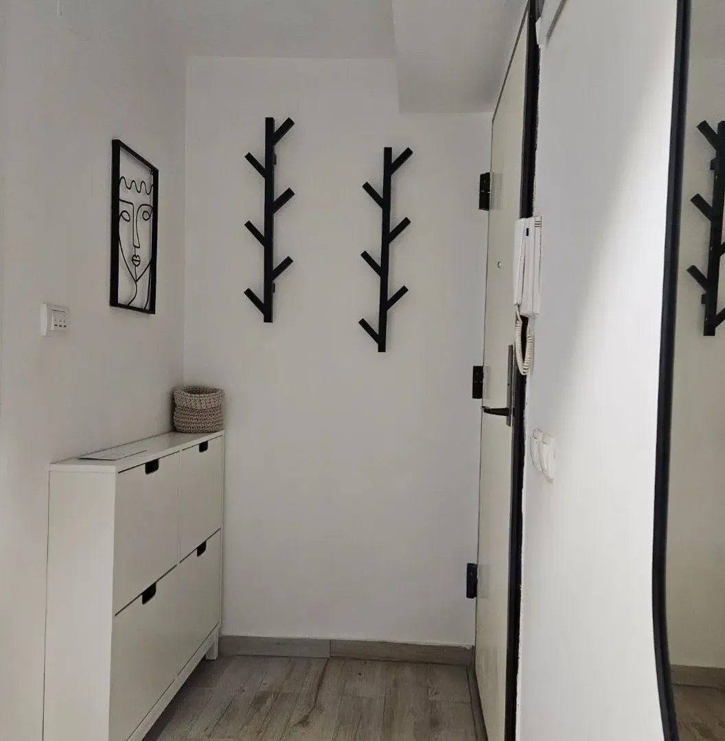 Rent, two bedroom apartment, 34m², Senjak, Beograd