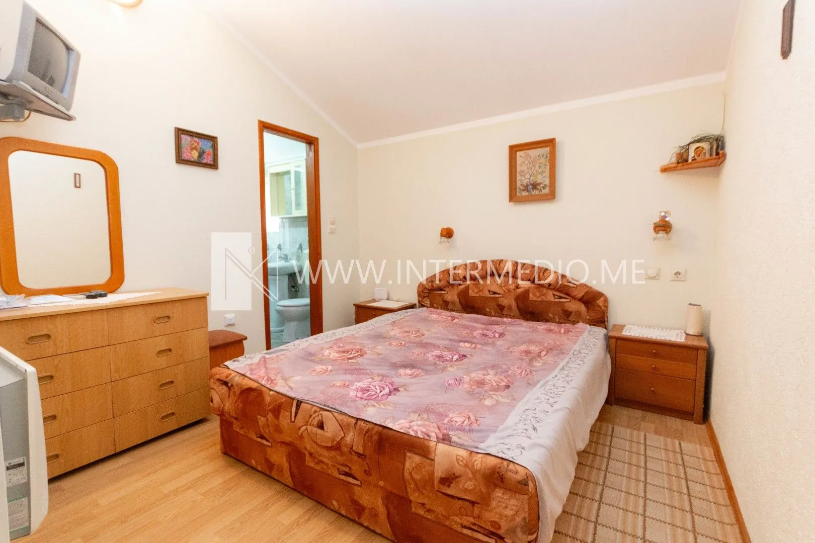 Prodaja, dvosoban stan, 70m², Đenovići, Herceg Novi