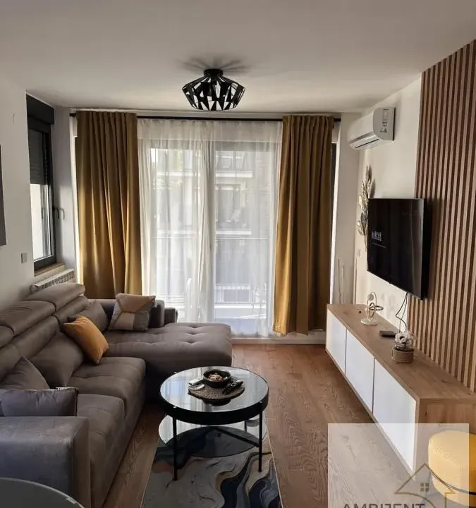 Prodaja, dvosoban stan, 52m², Višnjička Banja, Palilula Sve Podlokacije