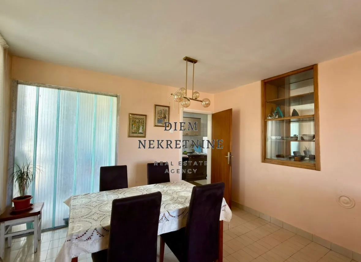 Rent, two bedroom apartment, 85m², Centar, Bar