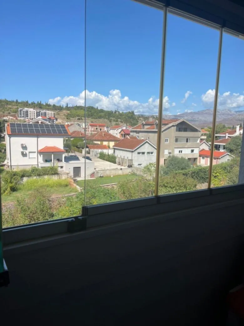 Izdavanje, jednosoban stan, 43m², Masline, Podgorica