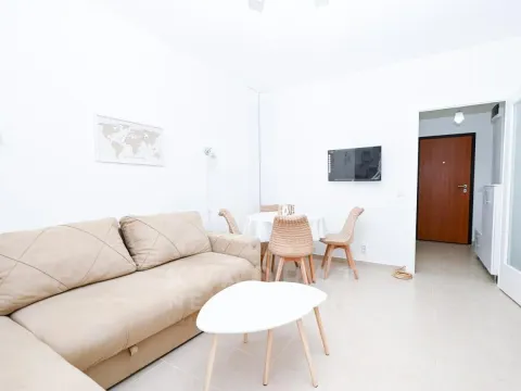 Prodaja, garsonjera, 24m², Autobuska stanica, Podgorica - image 3