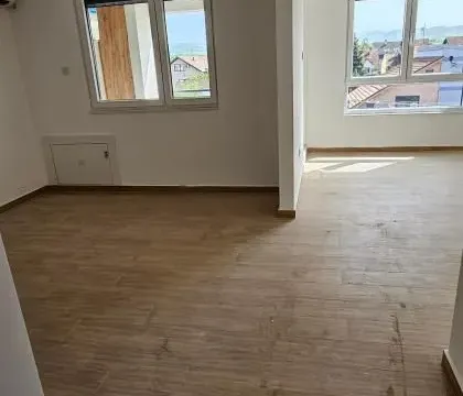 Prodaja, četvorosoban stan, 80m², Telep, Novi Sad Sve Podlokacije