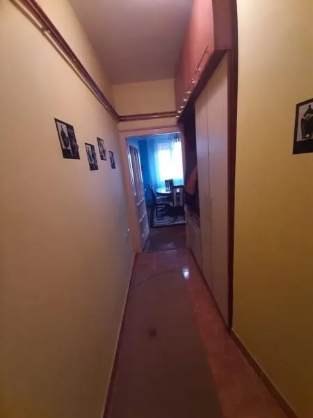 Izdavanje, dvosoban stan, 50m², Centar, Niš