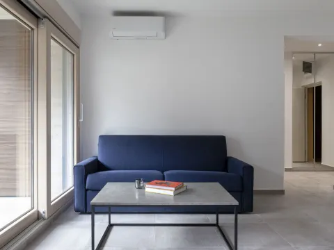 Sale, two bedroom apartment, 61m², Kotor, Crna Gora - image 2