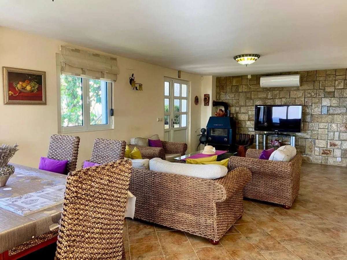 Prodaja, kuća, 406m², Bar, Crna Gora