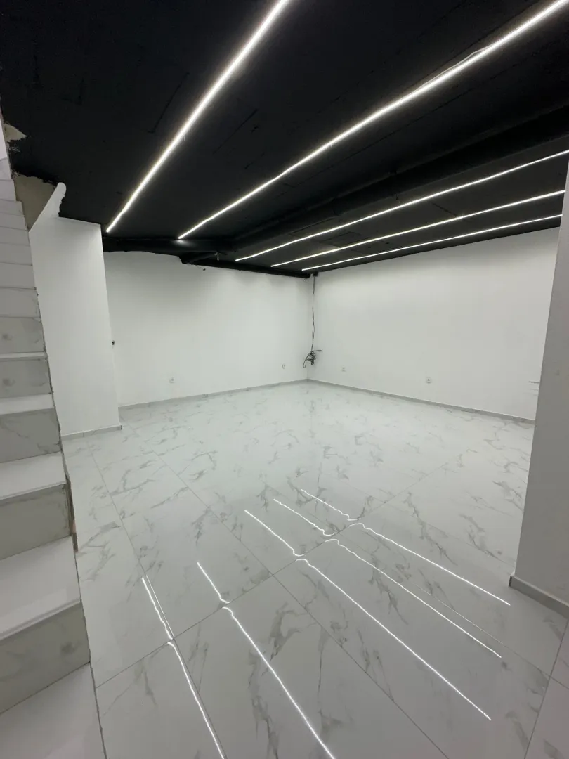 Rent, office space, 115m², Stari Aerodrom, Podgorica