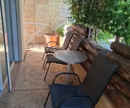 Izdavanje, garsonjera, 25m², Šušanj, Bar - image 3