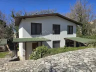 Izdavanje, kuća, 160m², Kotor, Crna Gora - image 2