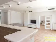 Izdavanje, kuća, 1400m², Savski Venac, Beograd - image 8