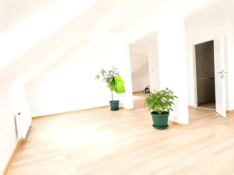 Rent, office space, 96m², Medijana, Niš - image 2