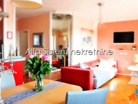 Stan in Vračar Hram