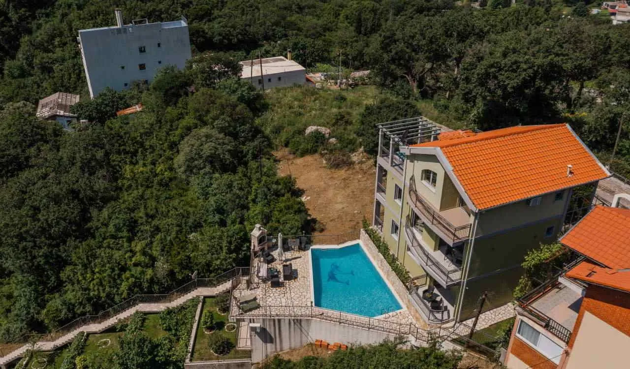 Sale, house, 274m², Buljarica, Budva