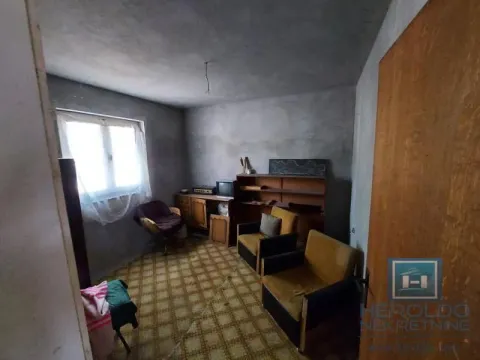 Prodaja, kuća, 74m², Jagodina, Srbija - image 11