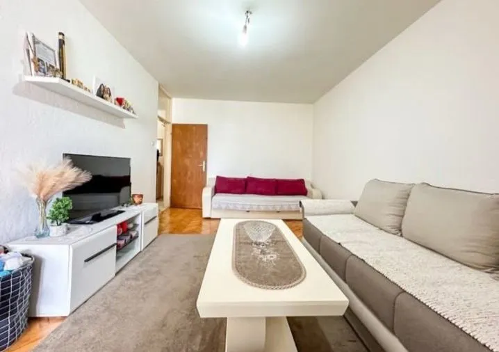 Prodaja, jednosoban stan, 55m², Stari Aerodrom, Podgorica