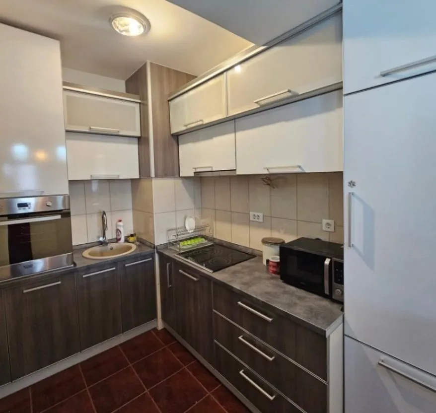 Izdavanje, jednosoban stan, 57m², City Kvart, Podgorica