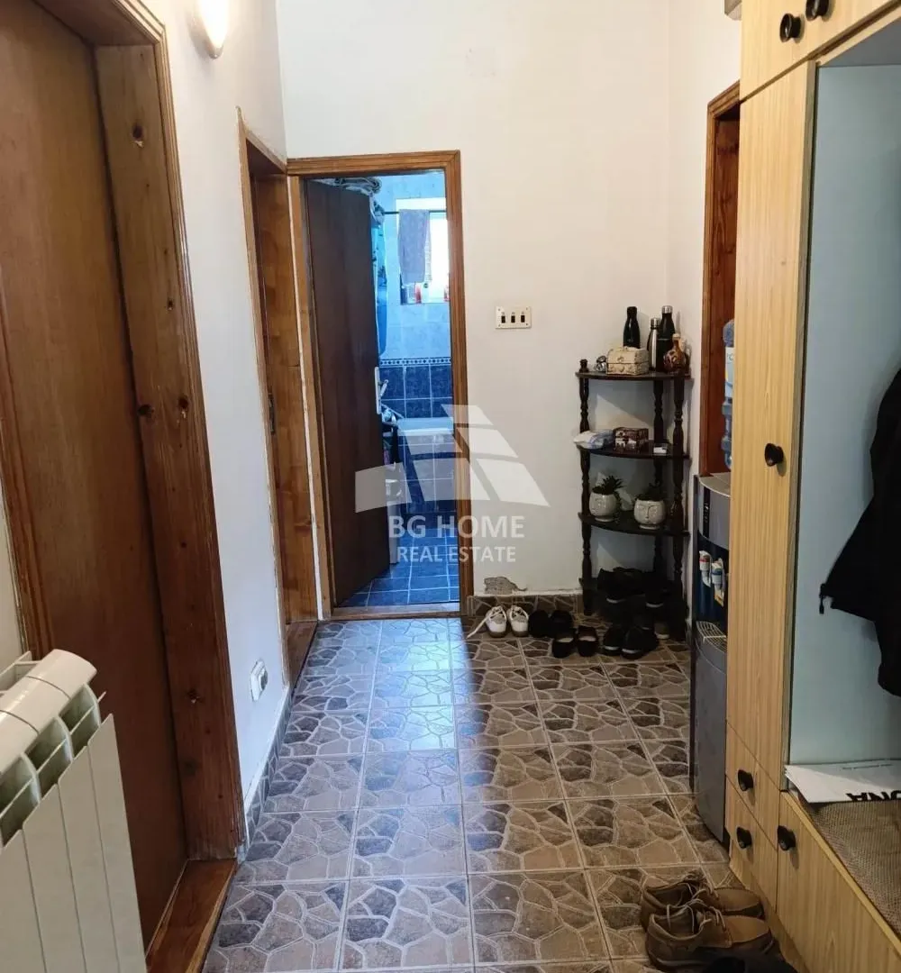 Prodaja, kuća, 160m², Borča 1, Borča Sve Podlokacije