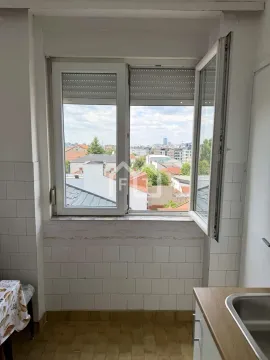 Rent, two bedroom apartment, 52m², Južni Bulevar, Vračar Sve Podlokacije - image 8