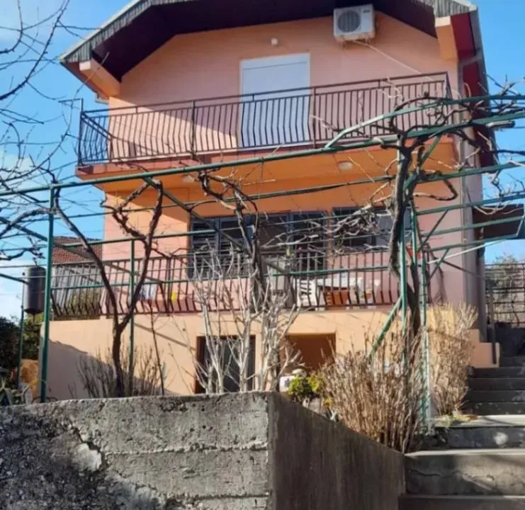 Sale, house, 101m², Mojdež, Herceg Novi