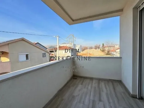 Izdavanje, trosoban stan, 100m², Zagorič, Podgorica - image 12
