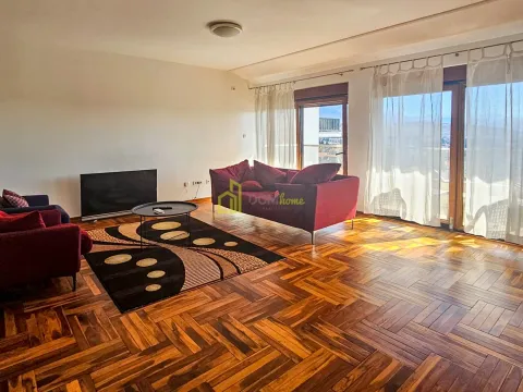 Sale, five bedroom apartment, 175m², Gorica C, Podgorica - image 12