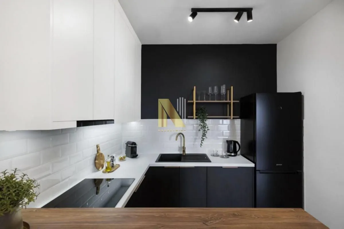 Izdavanje, dvosoban stan, 47m², Rotkvarija, Novi Sad Sve Podlokacije