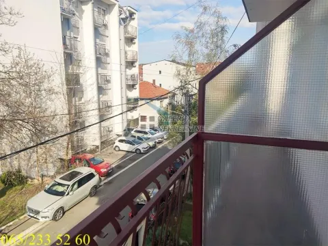Rent, four bedroom apartment, 135m², Čukarica, Beograd - image 20