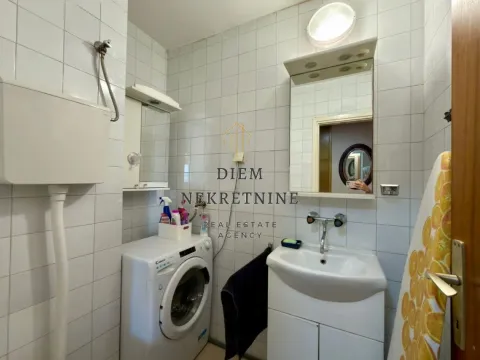 Rent, two bedroom apartment, 85m², Centar, Bar - image 9