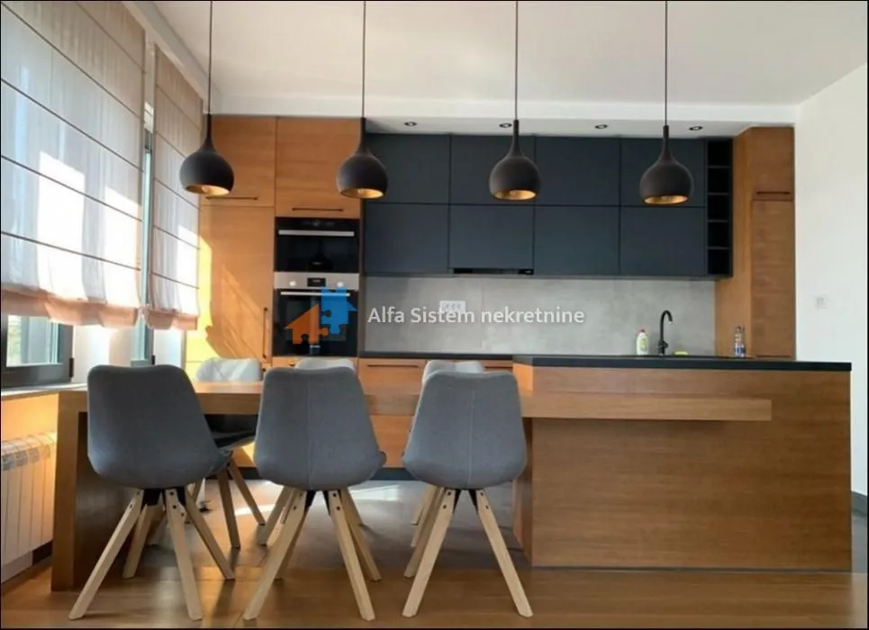 Rent, four bedroom apartment, 115m², Savski Venac, Beograd