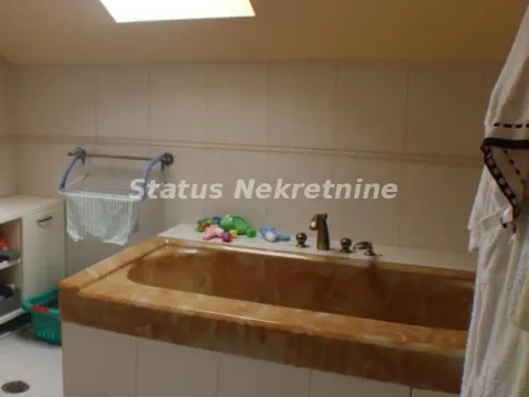 Prodaja, poslovni prostor, 613m², Beočin, Srbija - image 17