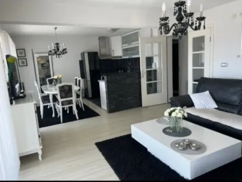 Izdavanje, dvosoban stan, 100m², Šušanj, Bar - image 5