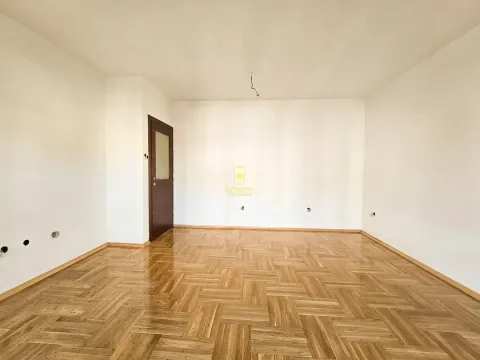 Prodaja, dvosoban stan, 73m², Nova Dalmatinska, Podgorica - image 5