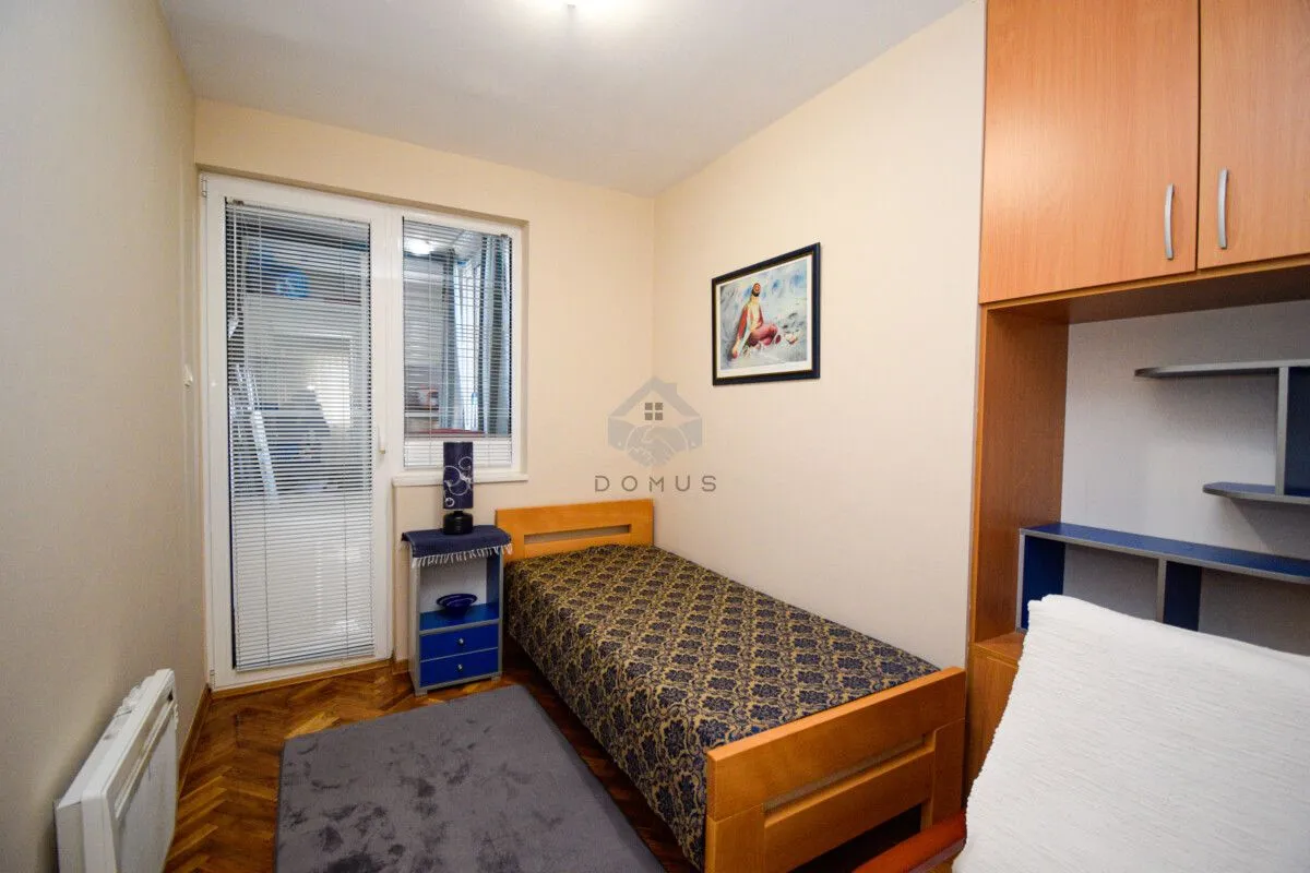 Rent, three bedroom apartment, 100m², Blok 6, Podgorica