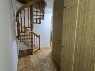 Izdavanje, trosoban stan, 80m², Centar, Novi Sad - image 17