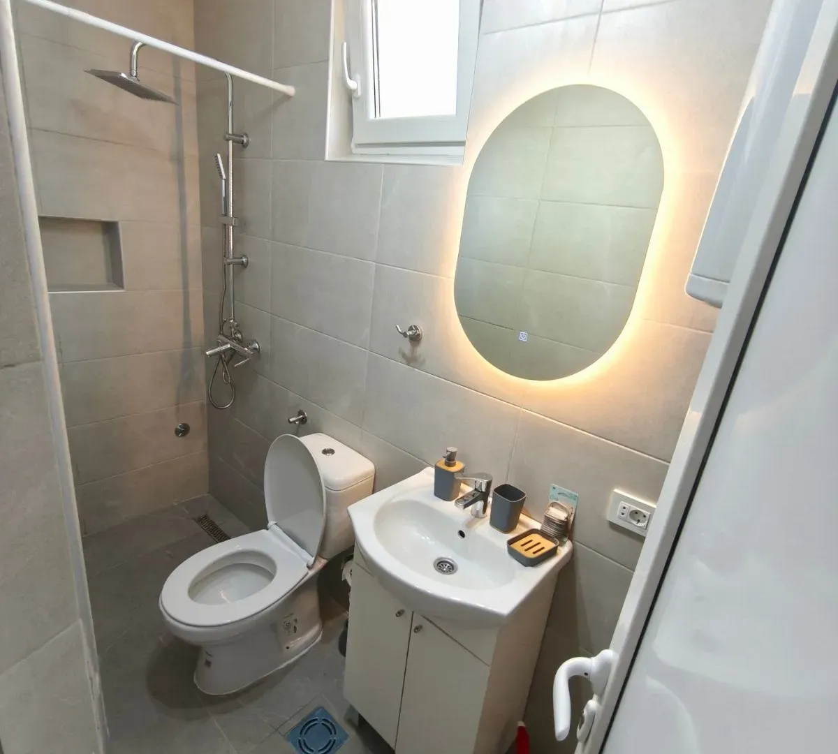Stan-na-dan, jednosoban stan, 39m², Blok 9, Podgorica