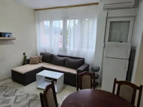 Izdavanje, jednosoban stan, 41m², Centar, Tivat - image 6