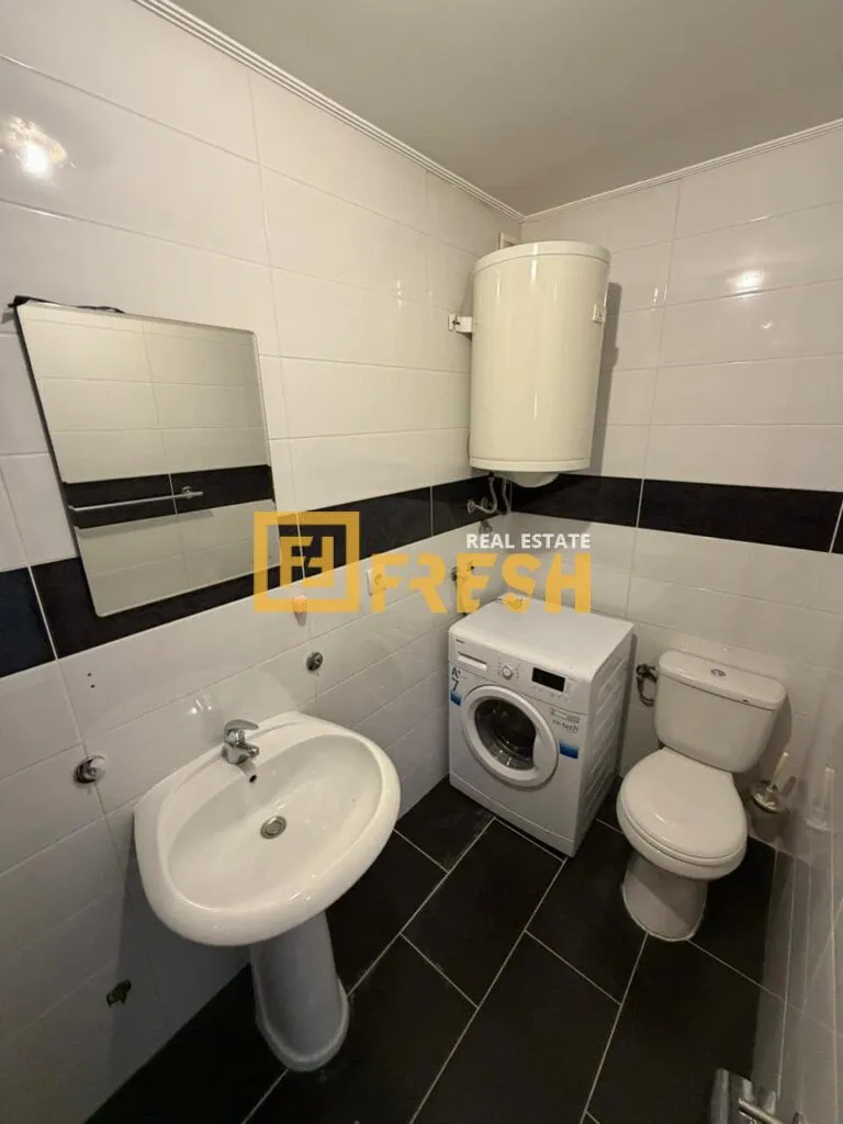 Prodaja, dvosoban stan, 44m², Krivi Most, Podgorica