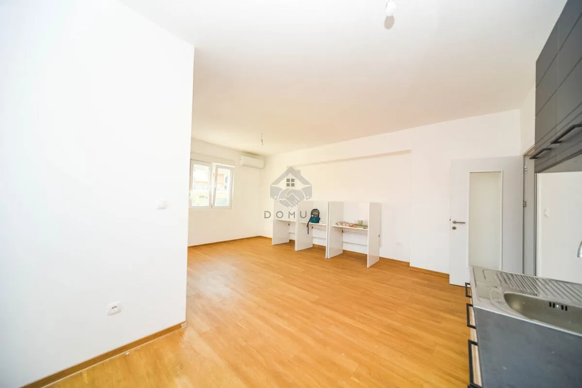 Izdavanje, dvosoban stan, 60m², Zabjelo, Podgorica