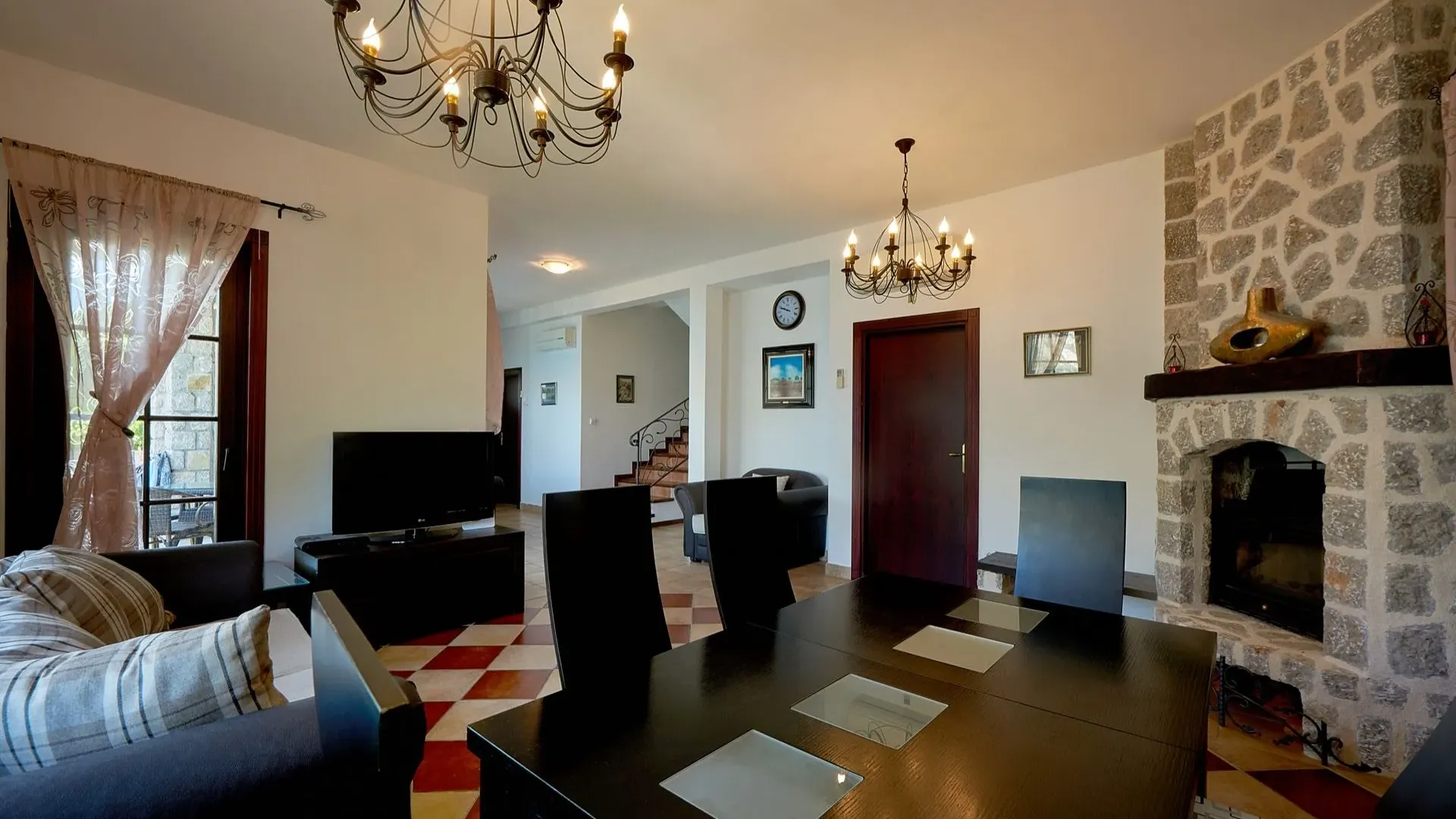Sale, house, 235m², Kostanjica, Kotor