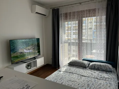 Stan-na-dan, garsonjera, 26m², Master Kvart, Podgorica - image 1
