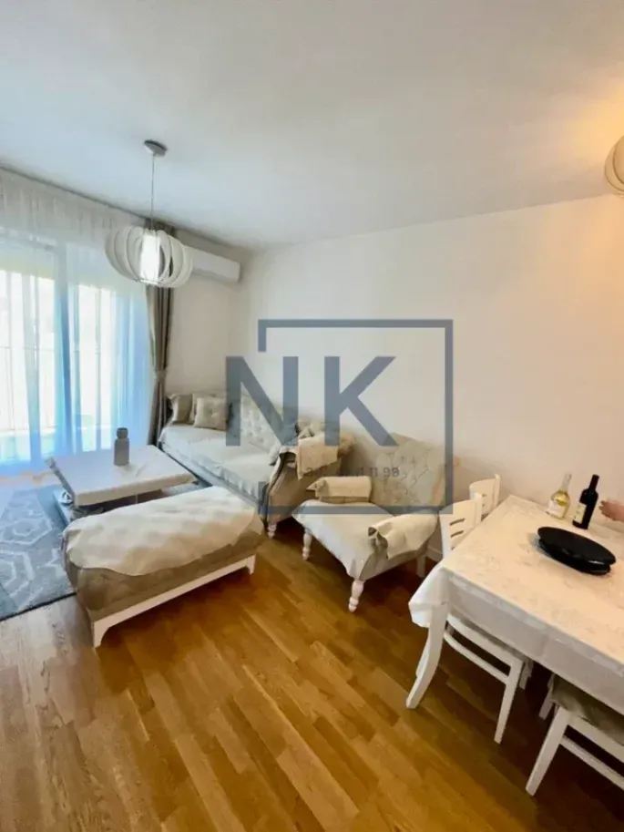 Izdavanje, jednosoban stan, 40m², Tuški Put, Podgorica