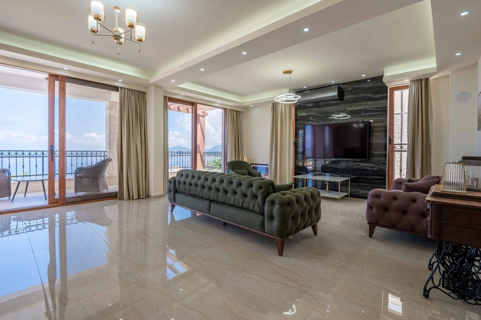 Sale, house, 335m², Blizikuće, Budva
