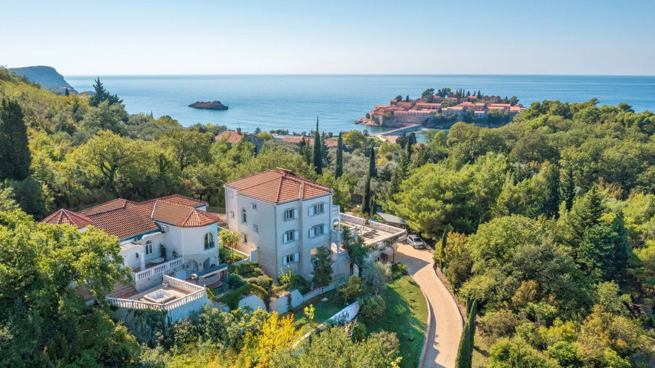 Sale, house, 485m², Sveti Stefan, Budva