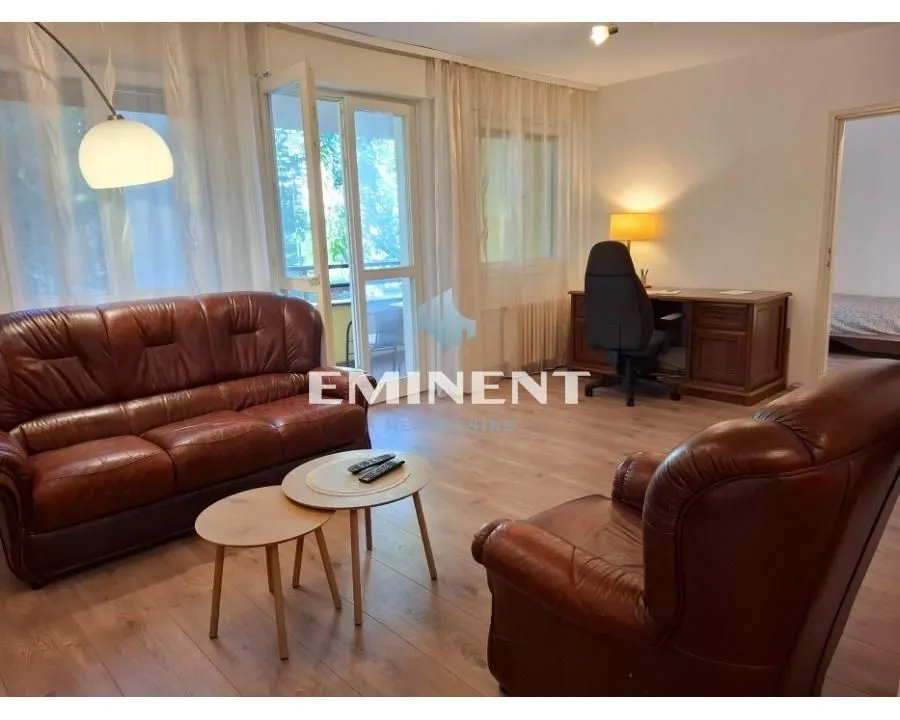 Izdavanje, četvorosoban stan, 80m², Stari Grad, Beograd