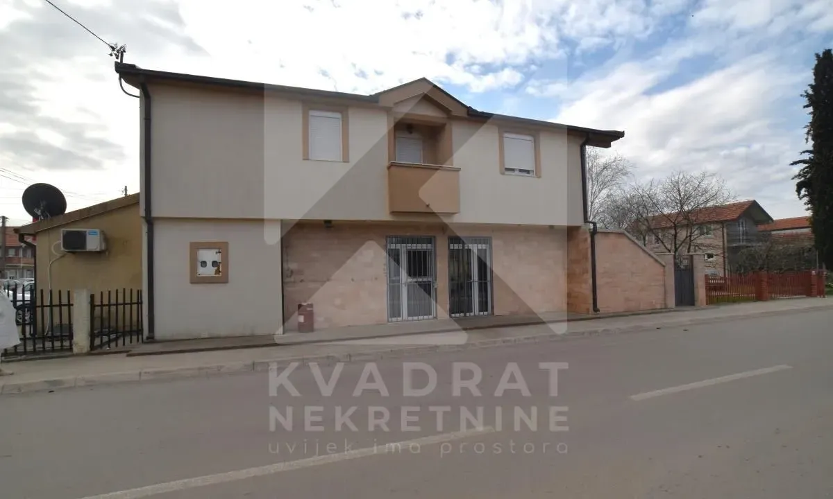 Sale, house, 241m², Konik, Podgorica