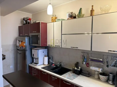 Prodaja, trosoban stan, 97m², Stari Aerodrom, Podgorica - image 6