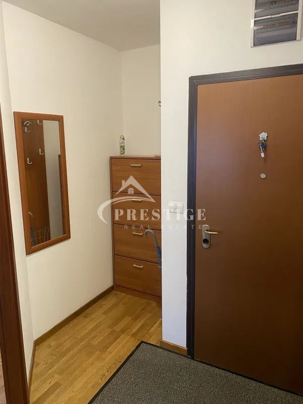 Izdavanje, jednosoban stan, 52m², City Kvart, Podgorica