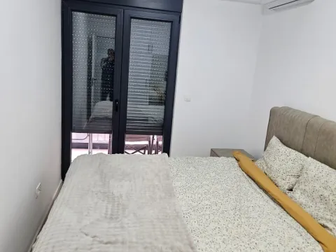 Izdavanje, dvosoban stan, 65m², Stari Aerodrom, Podgorica - image 6